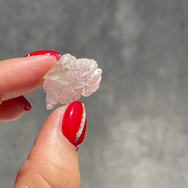 ブラジル産【カンガローザ（Canga Rosa）紅水晶結晶】③ 鉱物 天然石 パワーストーン