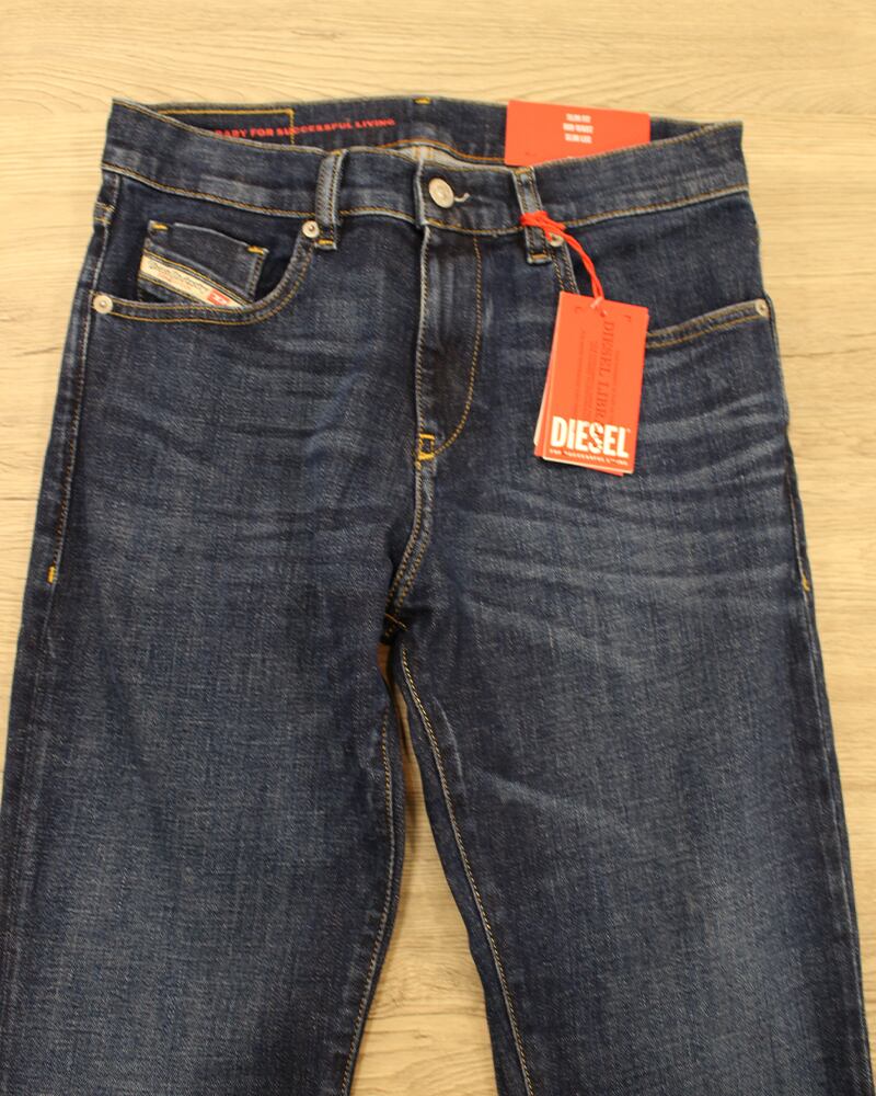 SALE】【50%OFF】【全品送料無料】デニムパンツ/DIESEL/ディーゼル 