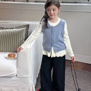 秋編みレースニットベスト