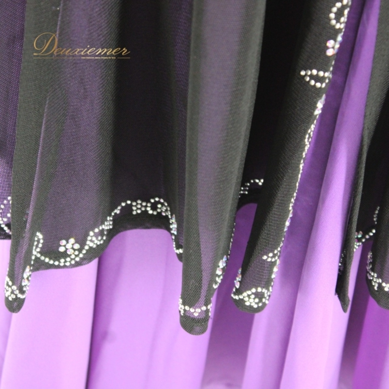 社交ダンス 衣装 スタンダード スカート レッスンウェア 女性用 レディース オールシーズン 練習着 U:NA ユーナ 黒 紫 ブラック系 パープル系 ラインストーン スカート レディース用 ダンス衣装 練習用 衣装 日本製 伸縮性 舞台用 ファスナー付き