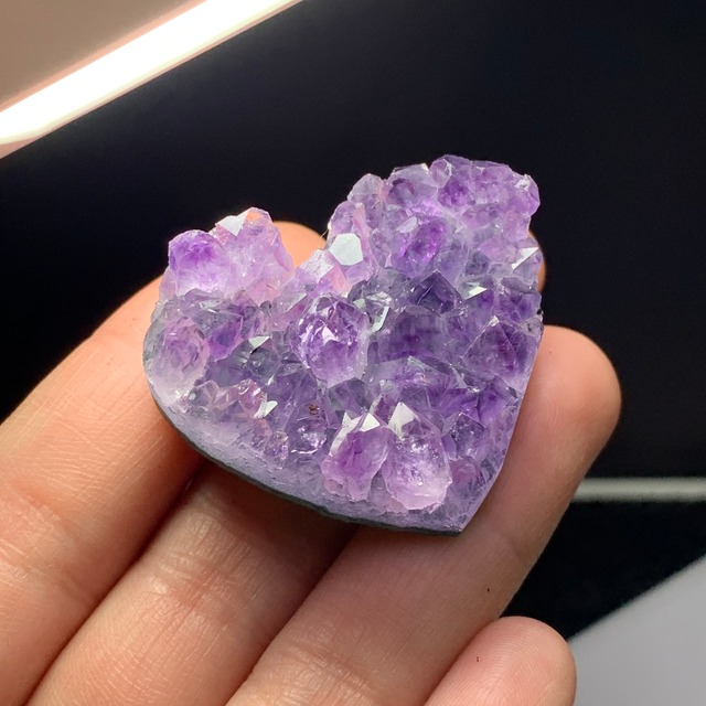 4.ハートアメジストクラスター