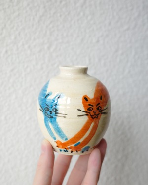 daughter POTTERI VASE -SHA SHA CATS-