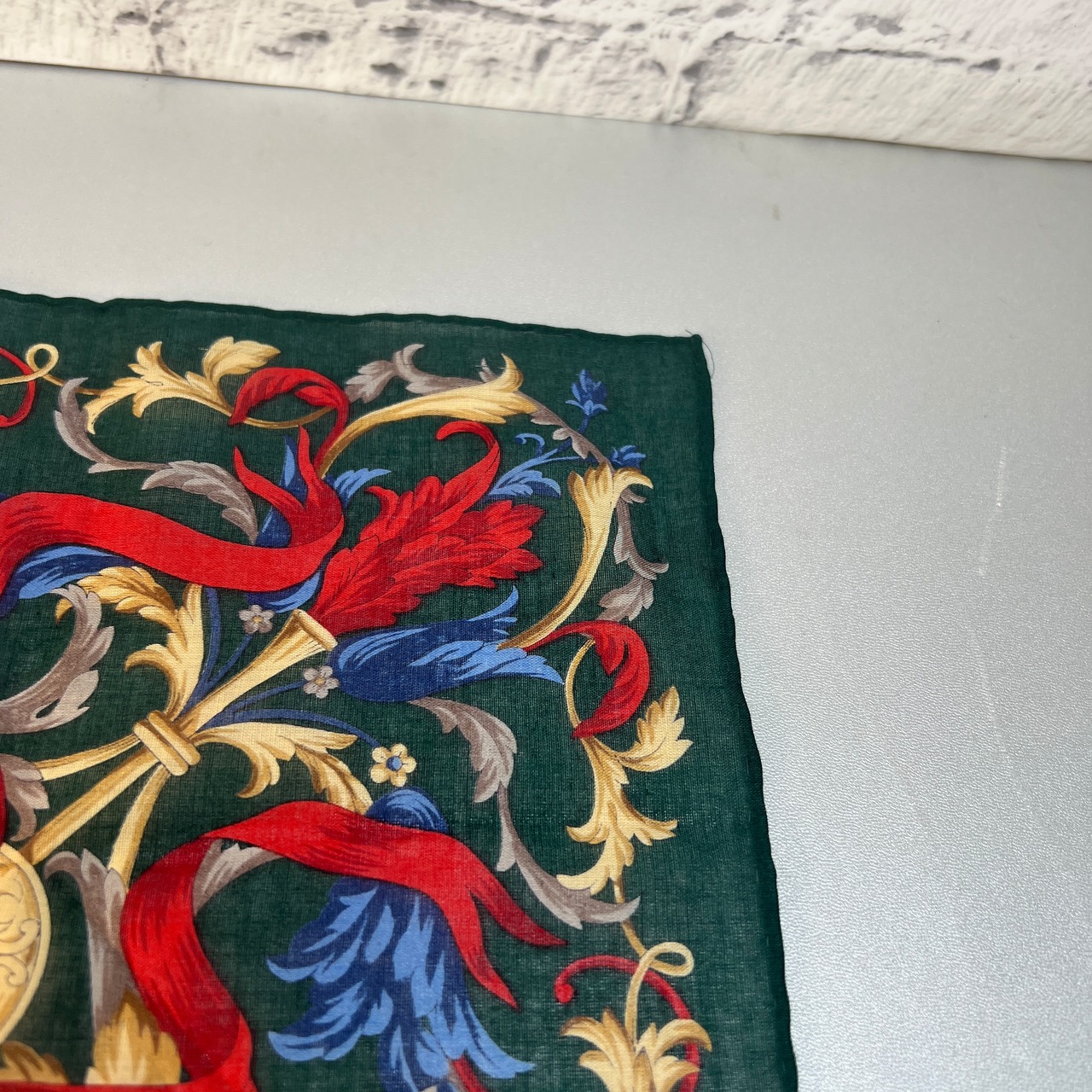 【最終処分SALE】CELINE セリーヌ    ハンカチ グリーン A-6861