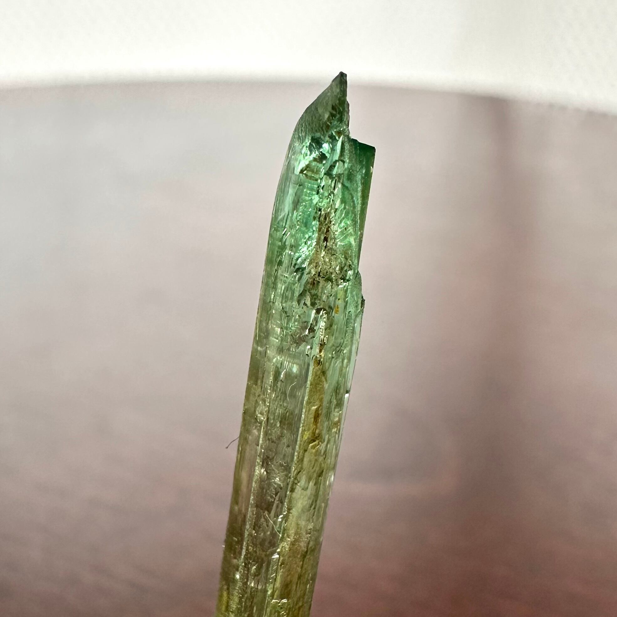 ヒデナイト【Hiddenite】アメリカ産 | PEANUTS MINERALS