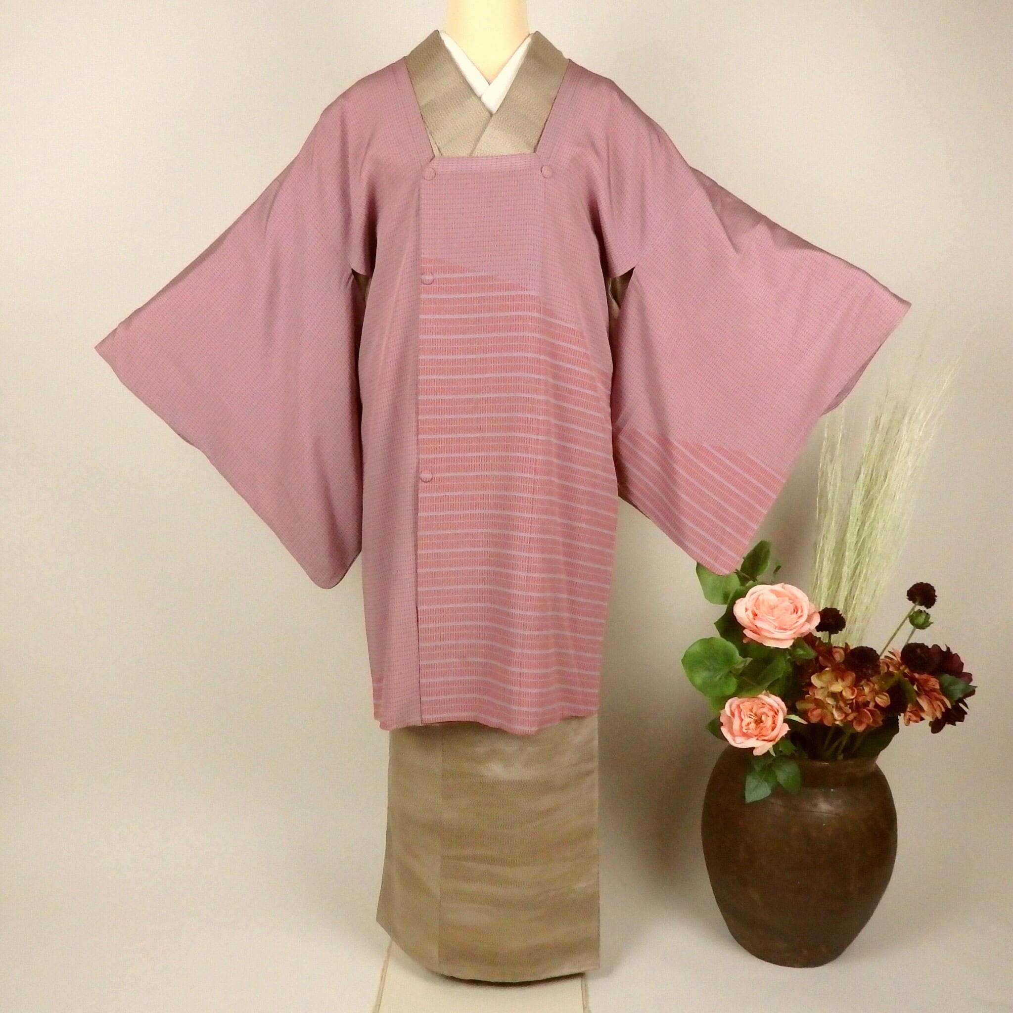 道行コート706 | リサイクル着物ショップ La遇 Used Kimono Shop Lagu powered by BASE