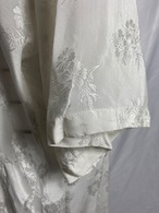 Oriental embroidery gown Made in China
