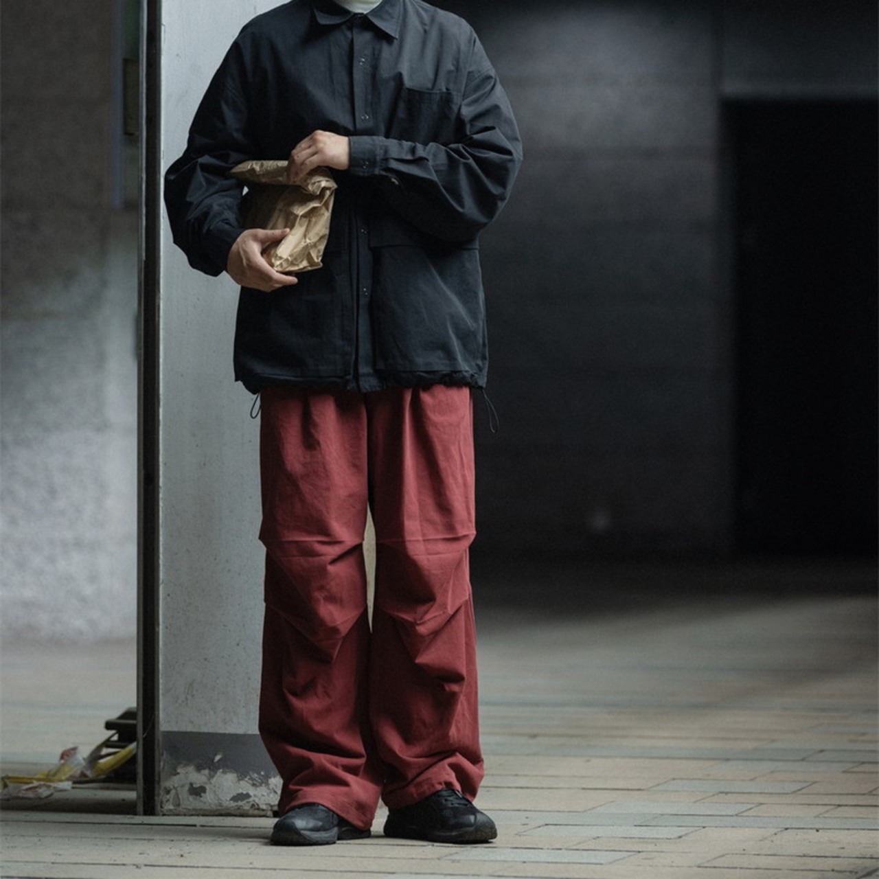 ストレートレッグ裾コードパンツ　981