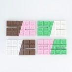 繋がる板チョコな台座3D