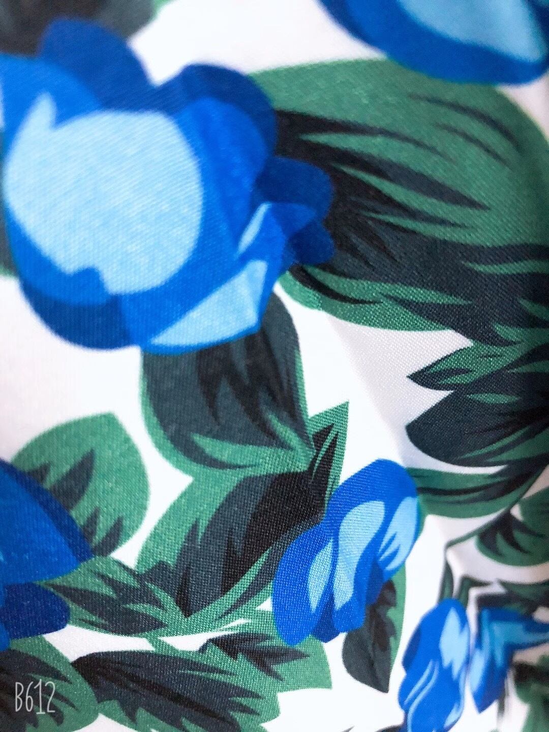 花柄ワンピース