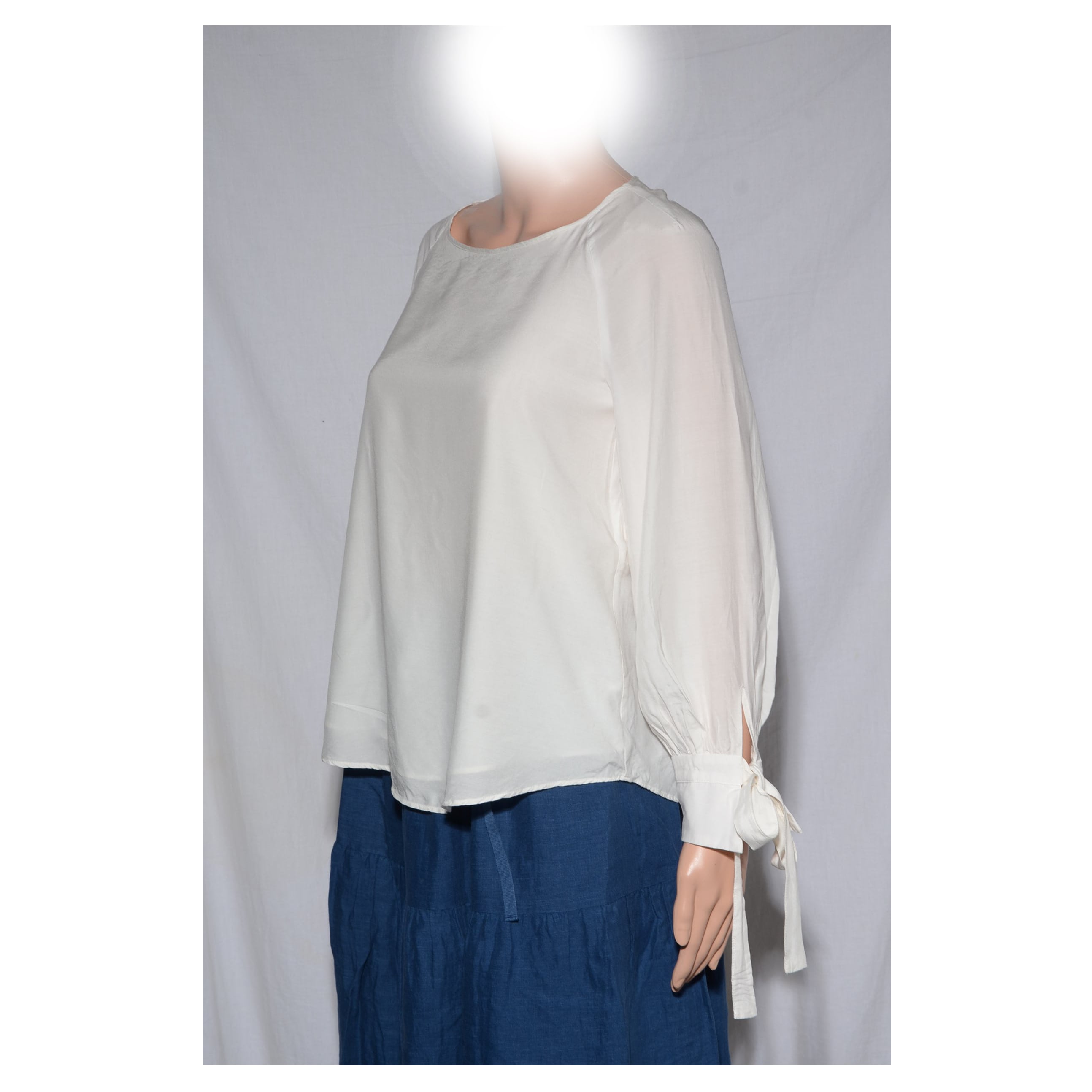 マックスアンドコー　袖リボン　ヴィスコース／シルク　プルオーバーブラウス max&co, viscose/silk. ribbon long sleeve pullover blouse