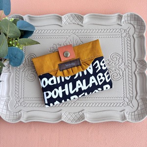 カードケース・ダークグレー英字