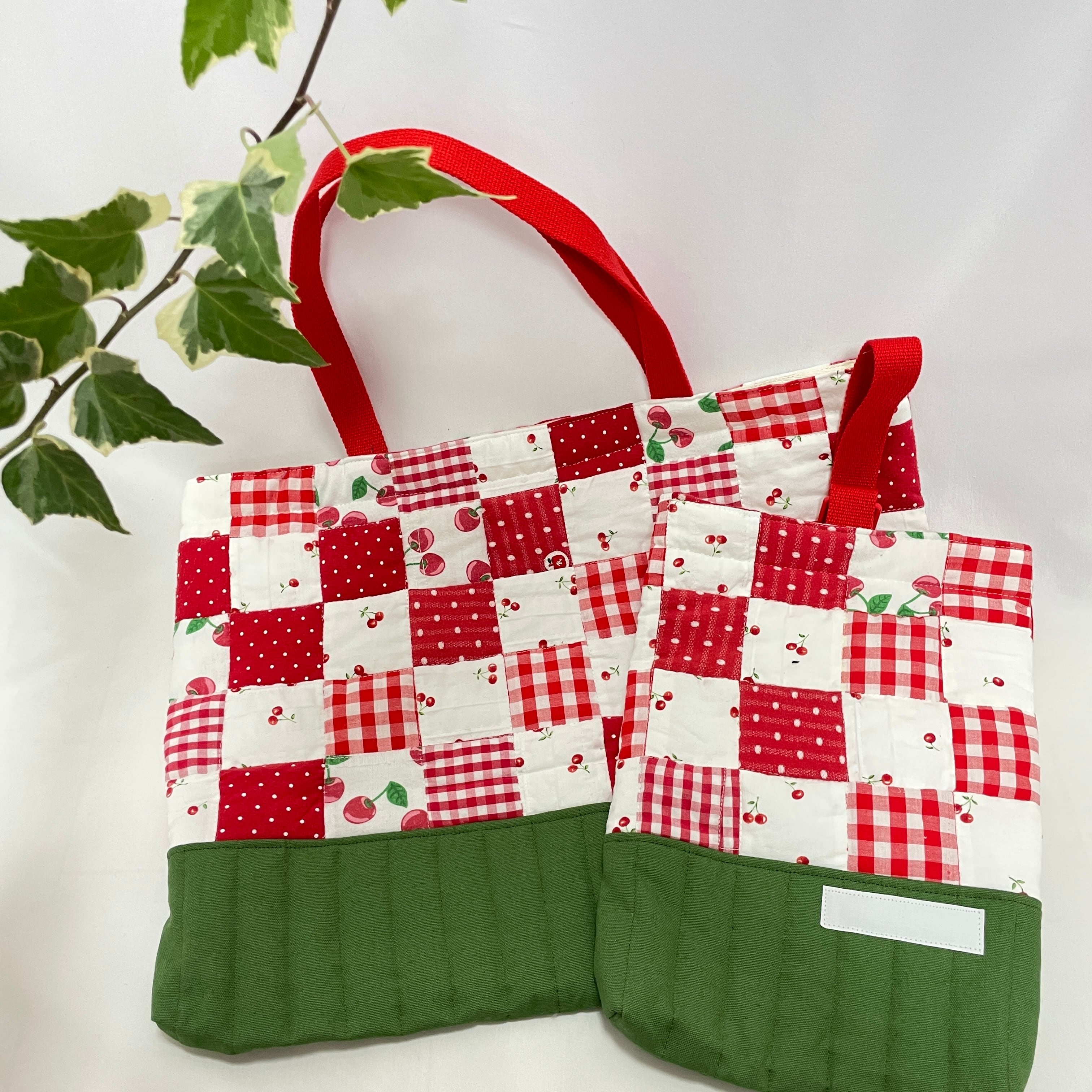 リメイクパッチワーク【赤系】レッスンバッグ&シューズバッグ | ひみつ