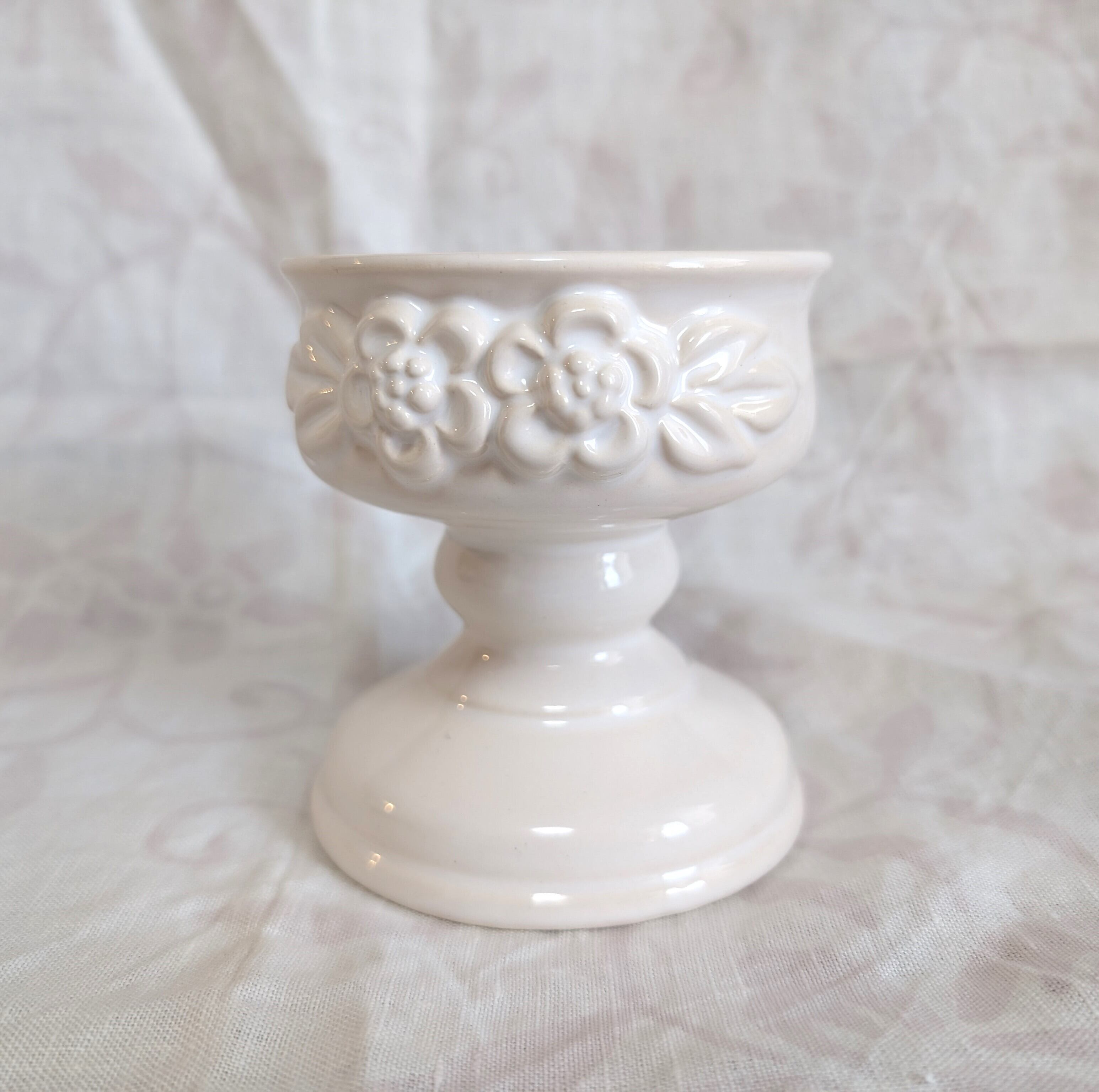 DECO社 Rosa Ljung ロサ・ユング 白いキャンドルホルダー