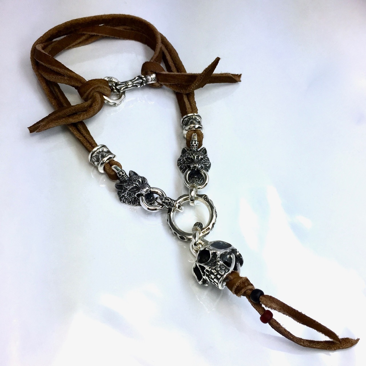 LEATHER NECKLACE 2 BEADS [SKULL & WOLVES] / スカル＆ウルヴスレザーネックレス