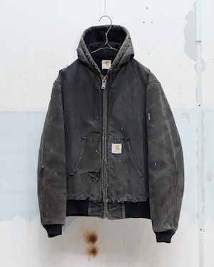 “Carhartt” good damaged active jacket / faded black