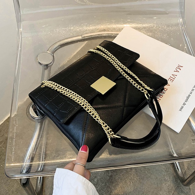 オールマッチチェーンスモールバッグメス2020ニューファッショントレンドウエスタンスタイルワンショルダーアンダーアームバッグネットレッドクロスボディスモールスクエアバッグ 手作りハンドバック32040800909