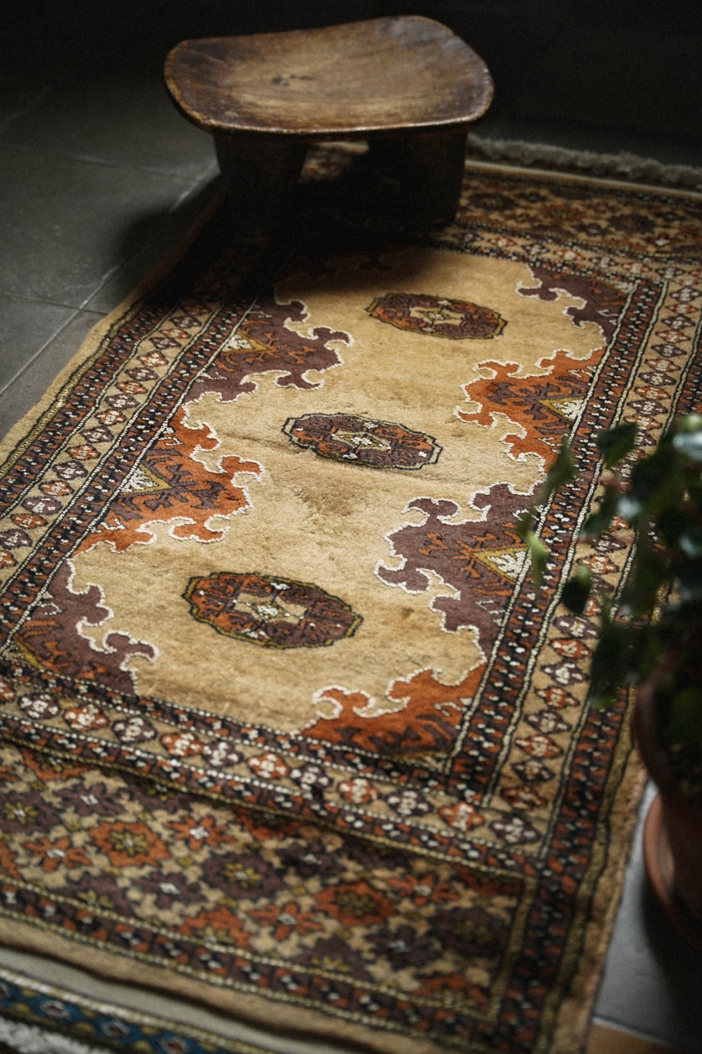 2035-Vintage Pakistan rug