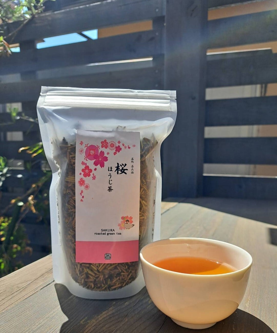 オリジナル『桜ほうじ茶』　80g　４月１５日までの期間限定販売