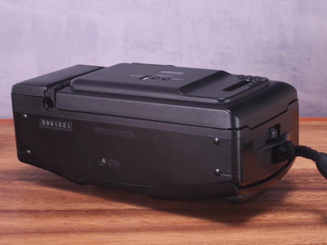 OLYMPUS AF-TWIN | Totte Me Camera