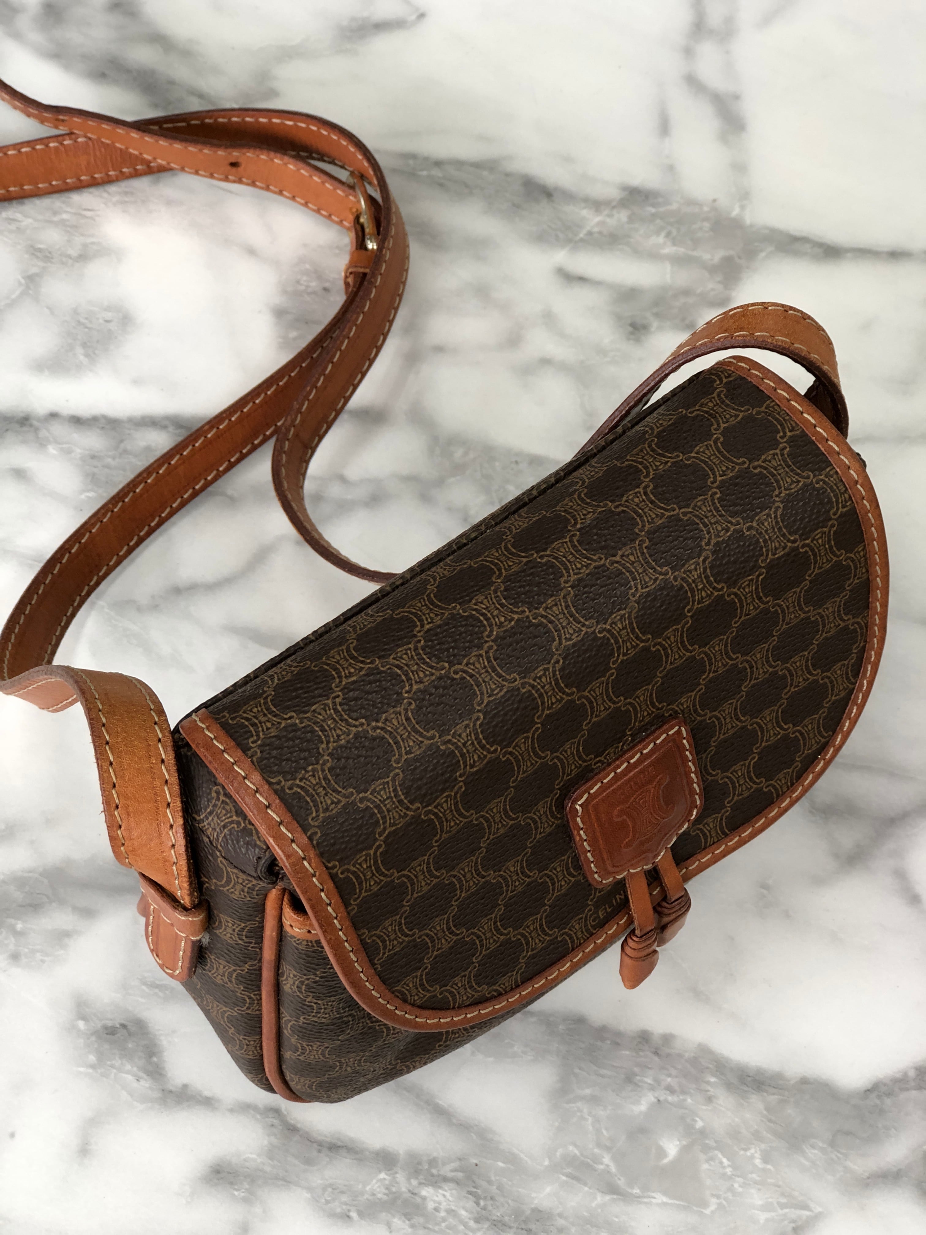 セリーヌ ヴィンテージマカダム トップハンドルバッグ/ショルダーバッグ 楽天市場】【美品】セリーヌ CELINE ヴィンテージ マカダム ターン