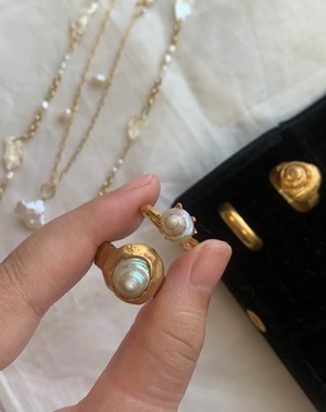 White seashell ring 2