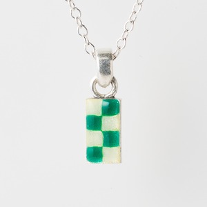 CHECK clear & green - necklace -