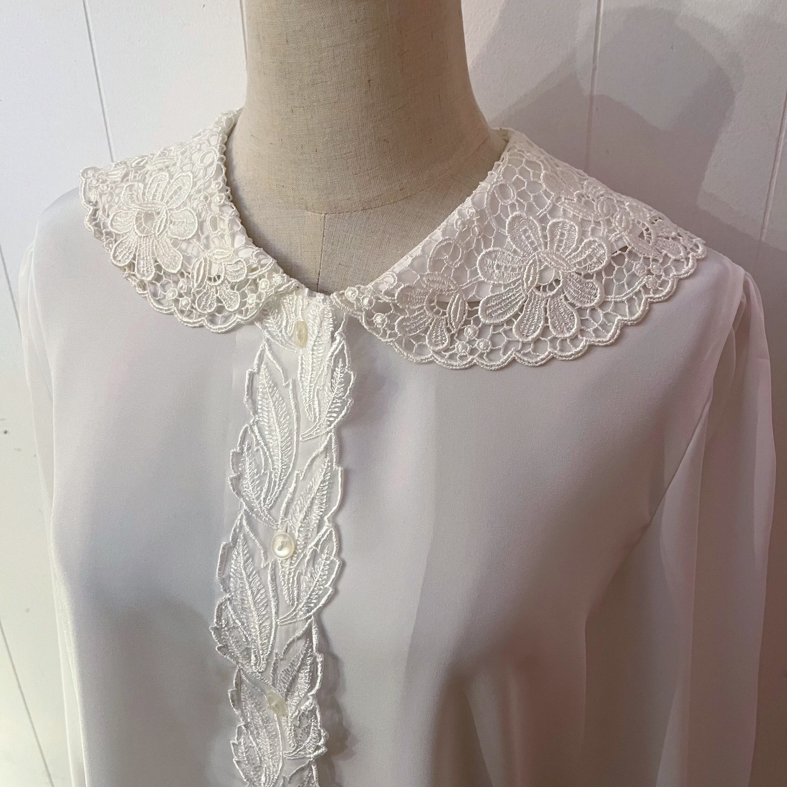 flower leaf lace white blouse