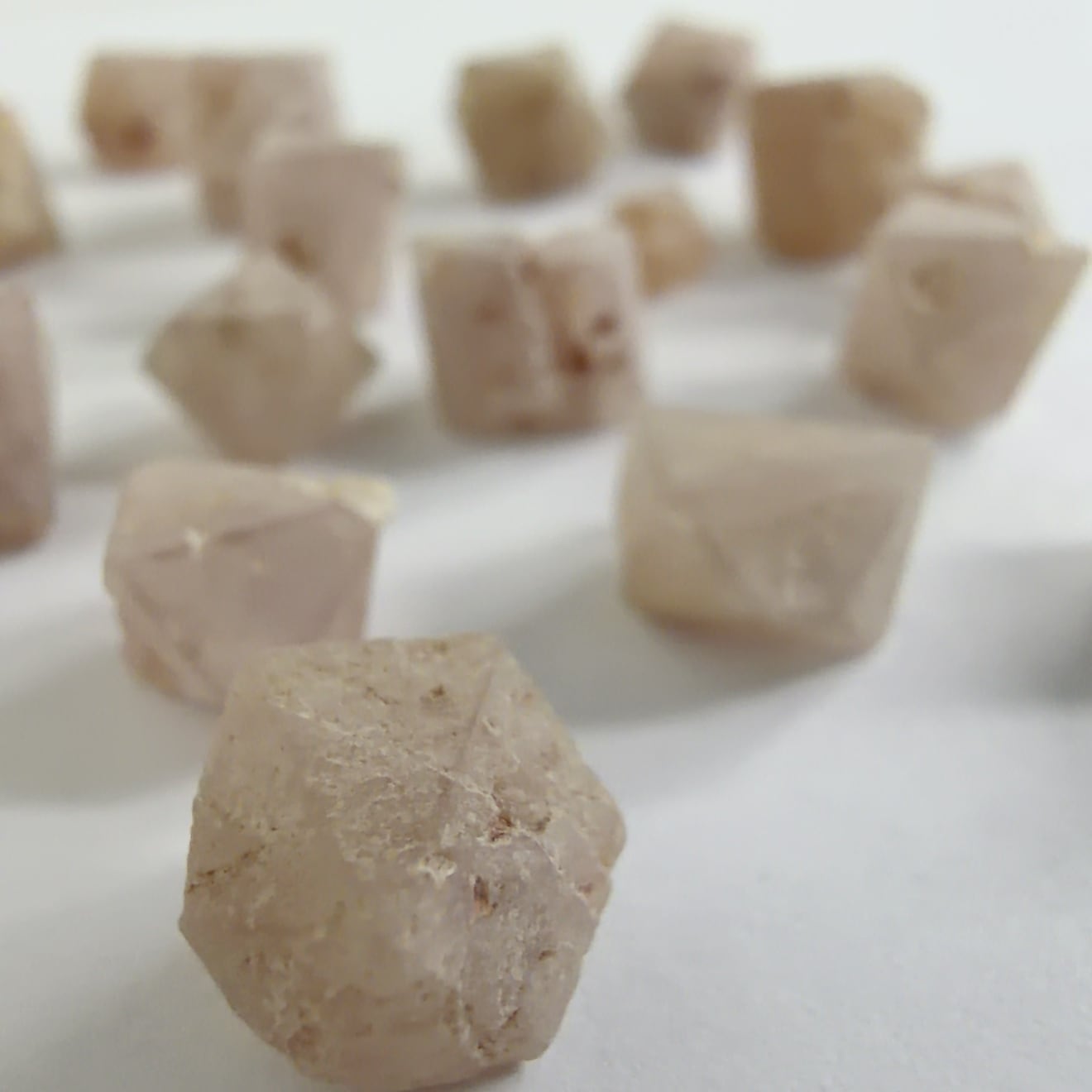 ベータ水晶　高温水晶　ベータクォーツ E35311】 ベータクォーツ 高温水晶 β-Quartz 水晶 クォーツ クリスタル