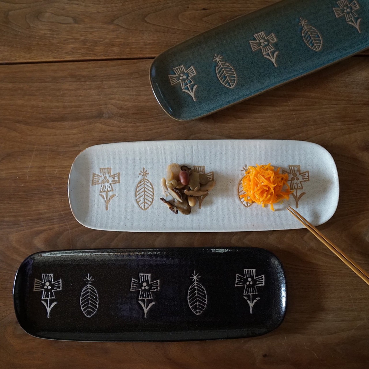 A1852　HANAtoHA さんま皿（白）