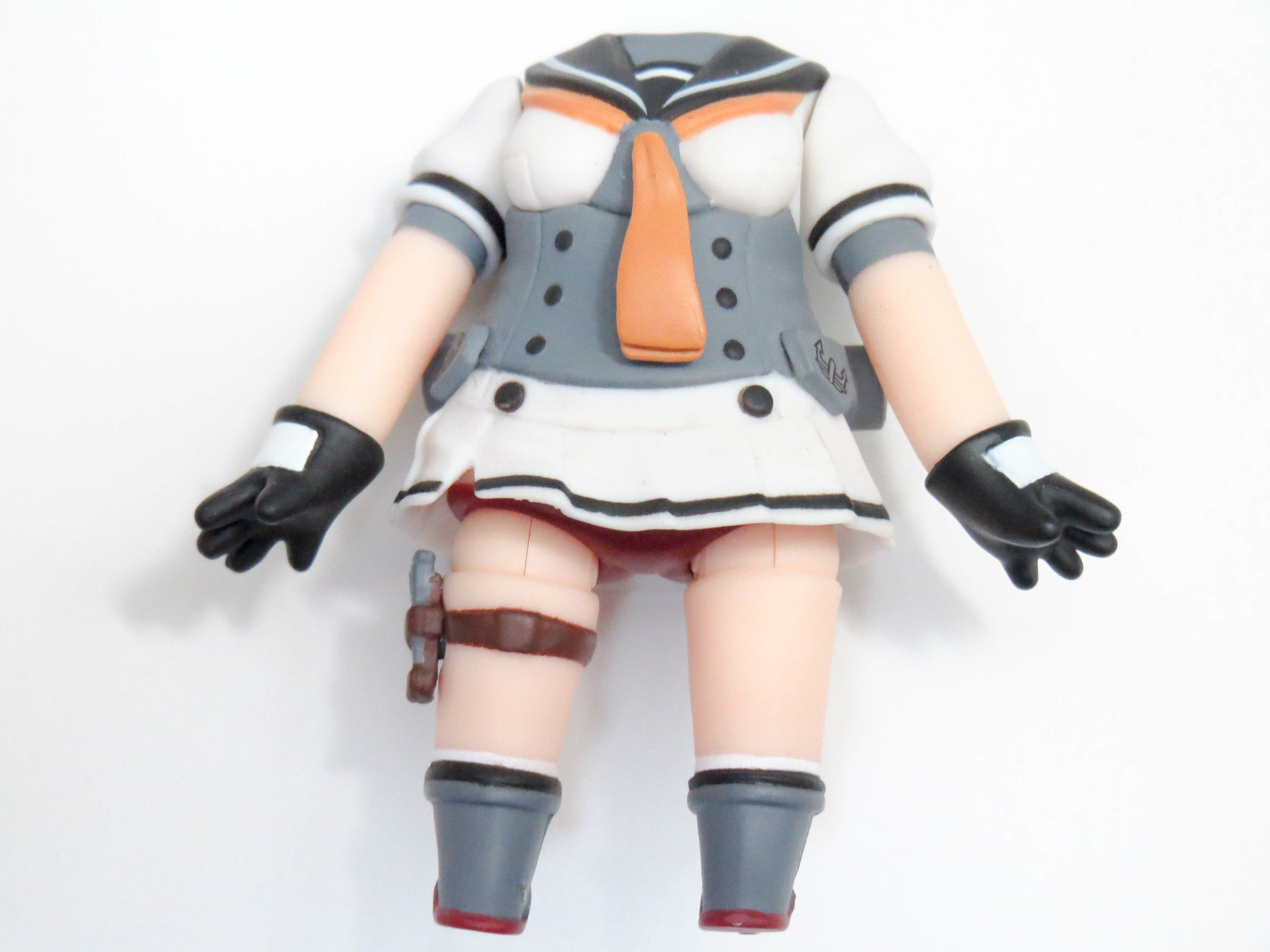 再入荷(A-ランク)【655】 秋月 体パーツ 戦闘服と中破ボディ ねんどろいど