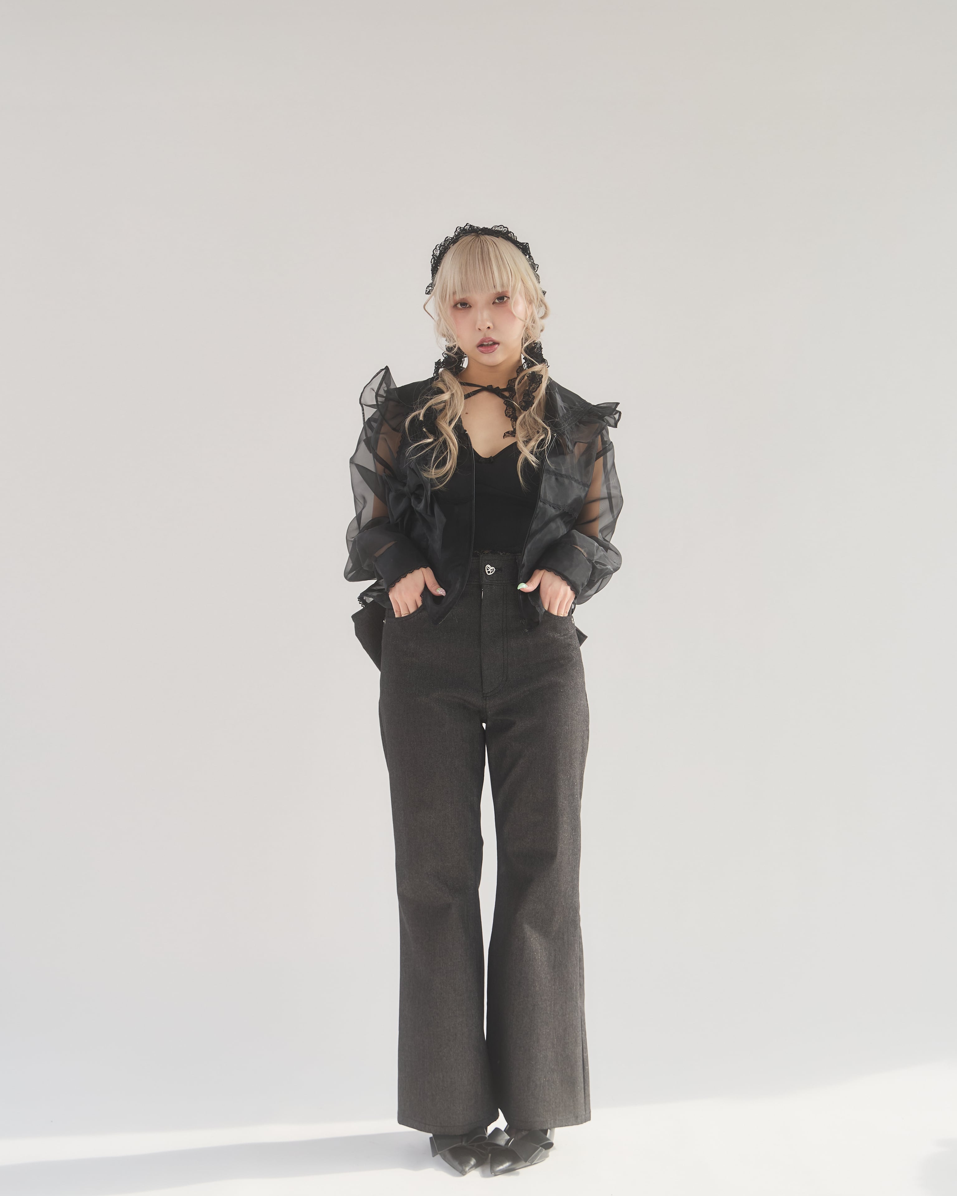 Starry⭐︎バックリボンラメデニムパンツ | lilLilly official webstore