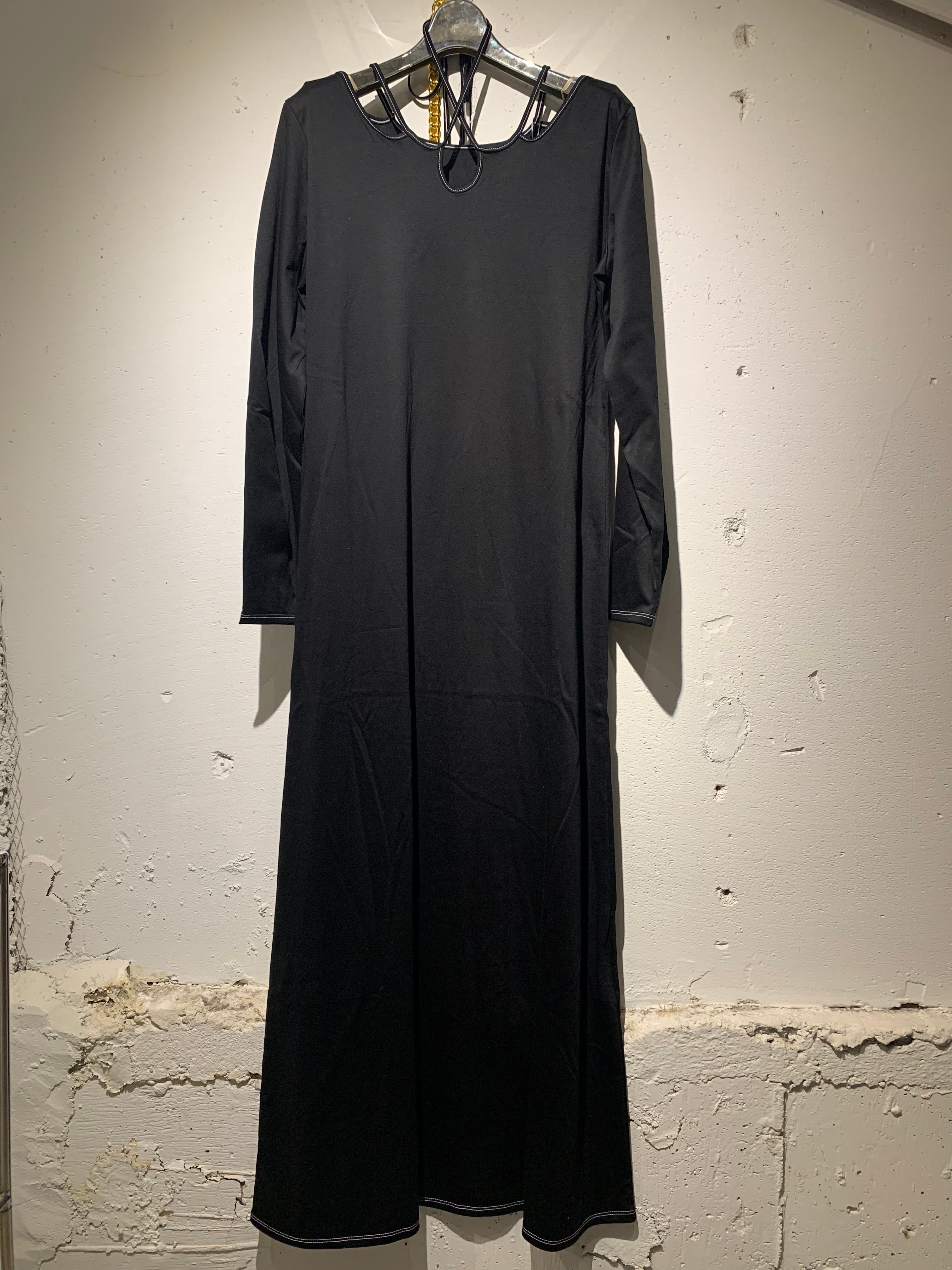 MURRAL Ivy twist sleeve dress（Black） | AAR