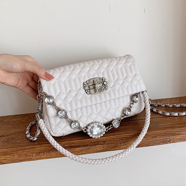 チェーンバッグ女性のメッセンジャーバッグ2020新しい波夏のネット赤い刺繍糸ショルダーバッグファッション野生の小さな正方形のバッグ Tiancai_Wing_Bag1537195