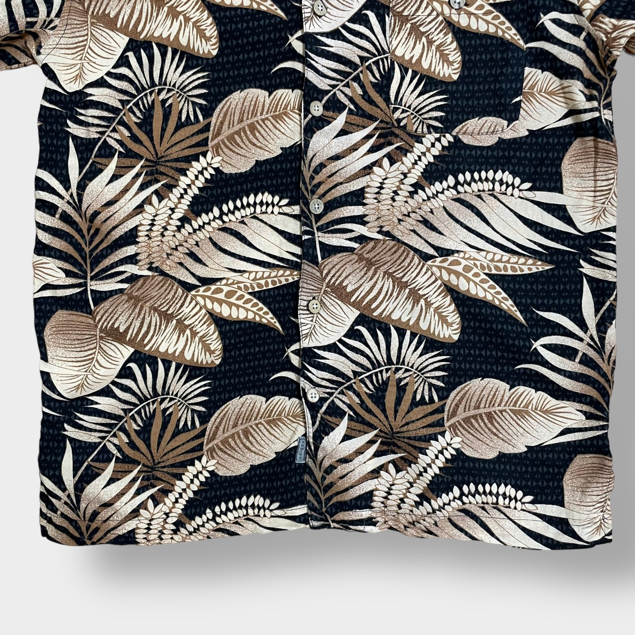 【Joe Martin】ブラックアロハ アロハシャツ リーフ 半袖シャツ 柄シャツ ハワイアン オールパターン 総柄 柄物 レーヨン MEDIUM US古着