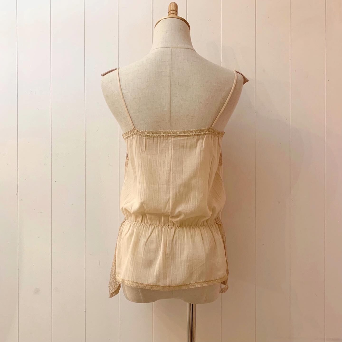 remake : sensitive skin epaulette camisole