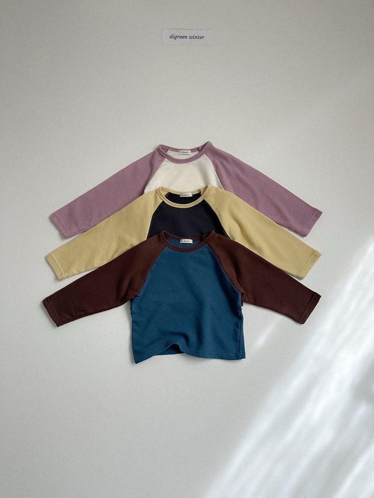 〖取寄〗韓国子供服 / 26winter / Digreen / ラグランT / キッズ / 冬服 *S~2XL*