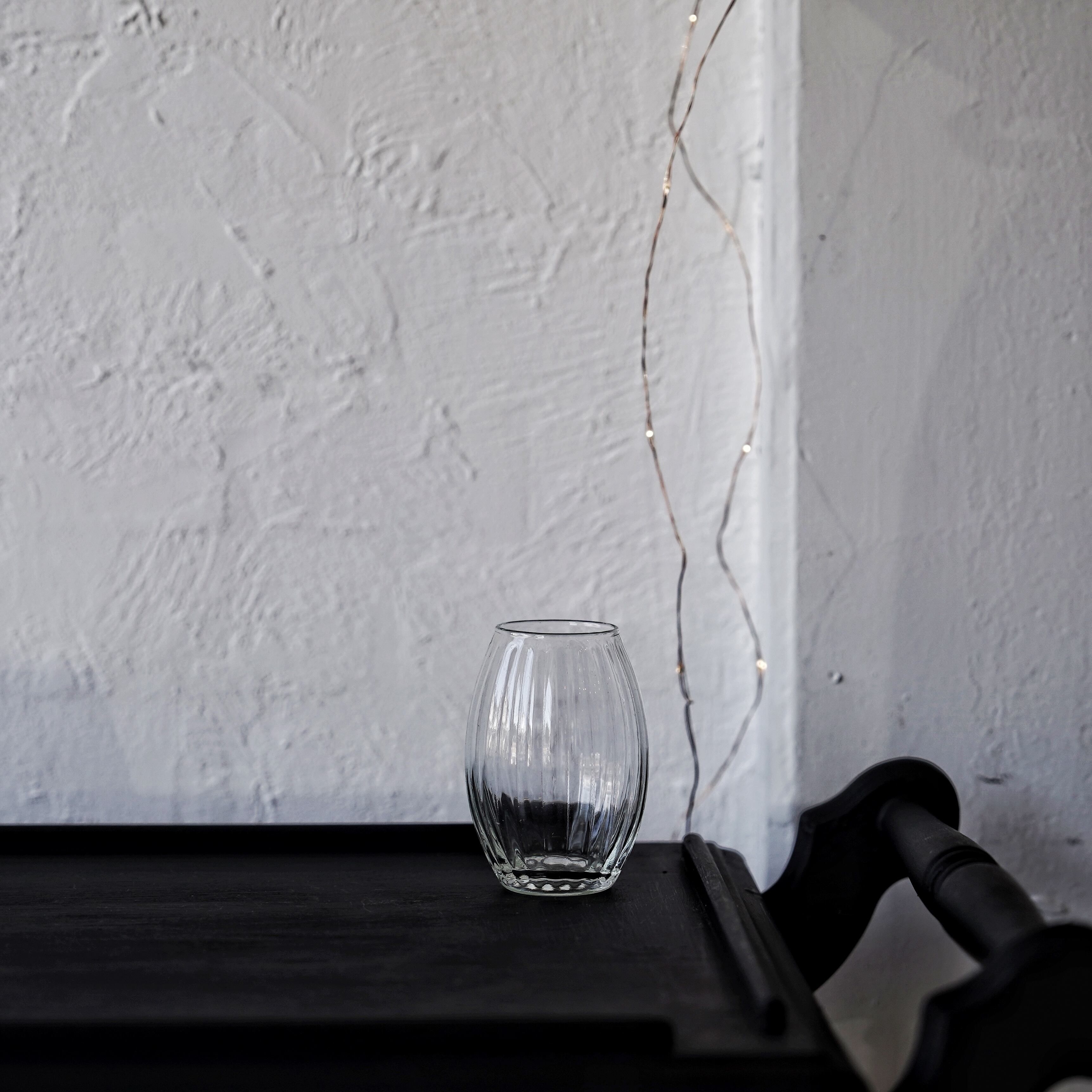 ベトナム製リサイクルガラスフラワーベース(H10cm)