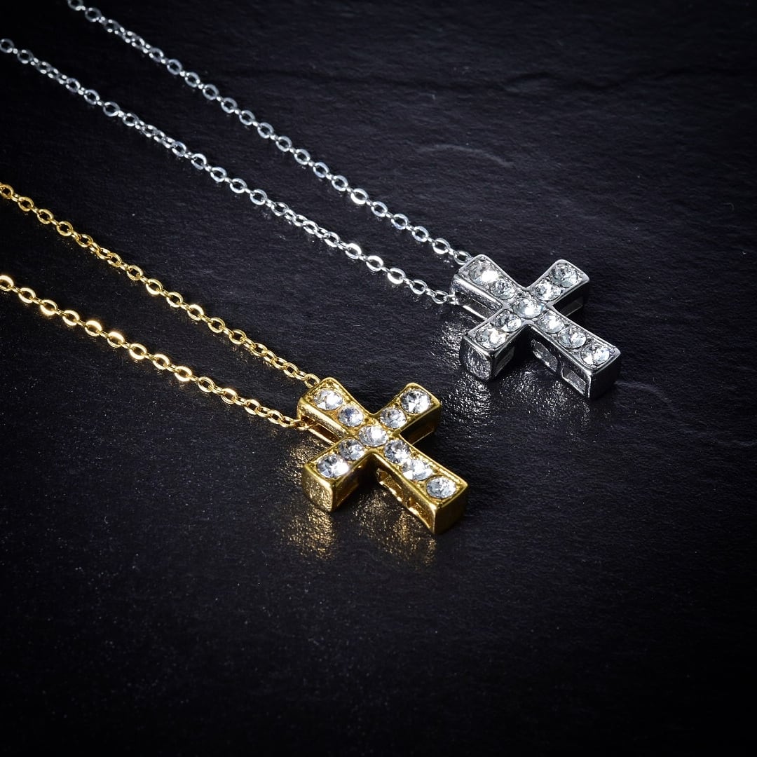 半額‼️切りました スワロフスキー ネックレス スワロフスキー使用】316L cross necklace | ✯Lucliss Jewelry✯