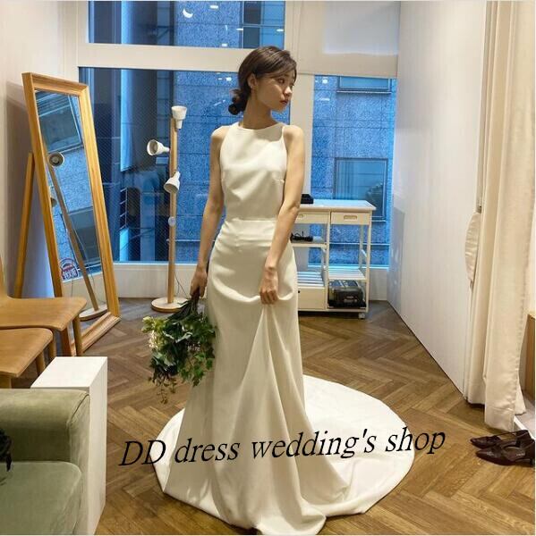 フランス風 ウエディングドレス オフホワイト 短トレーン スレンダー  