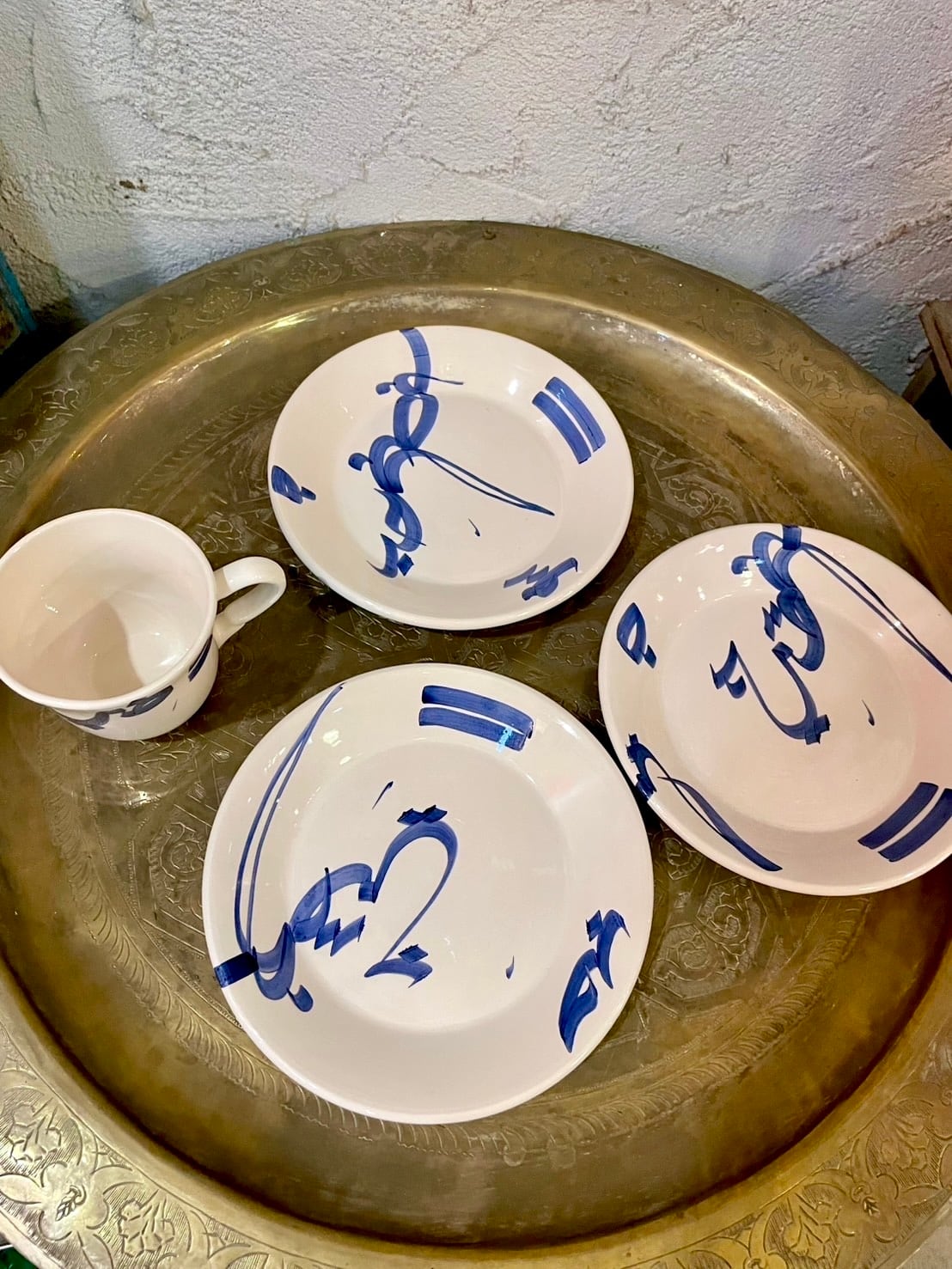 チュニジア スラマ陶器 手描きデザート皿Φ20 アラビア文字BL