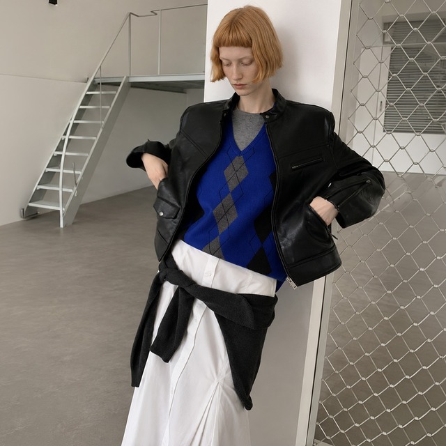 Compact argyle knit top A00120
