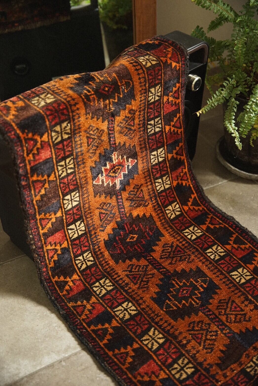 1078 -Semi Antique Baluch rug