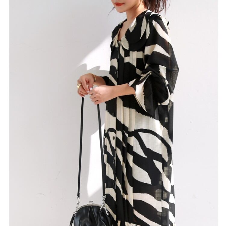 Poet sleeve smoke chiffon one-piece*S-279