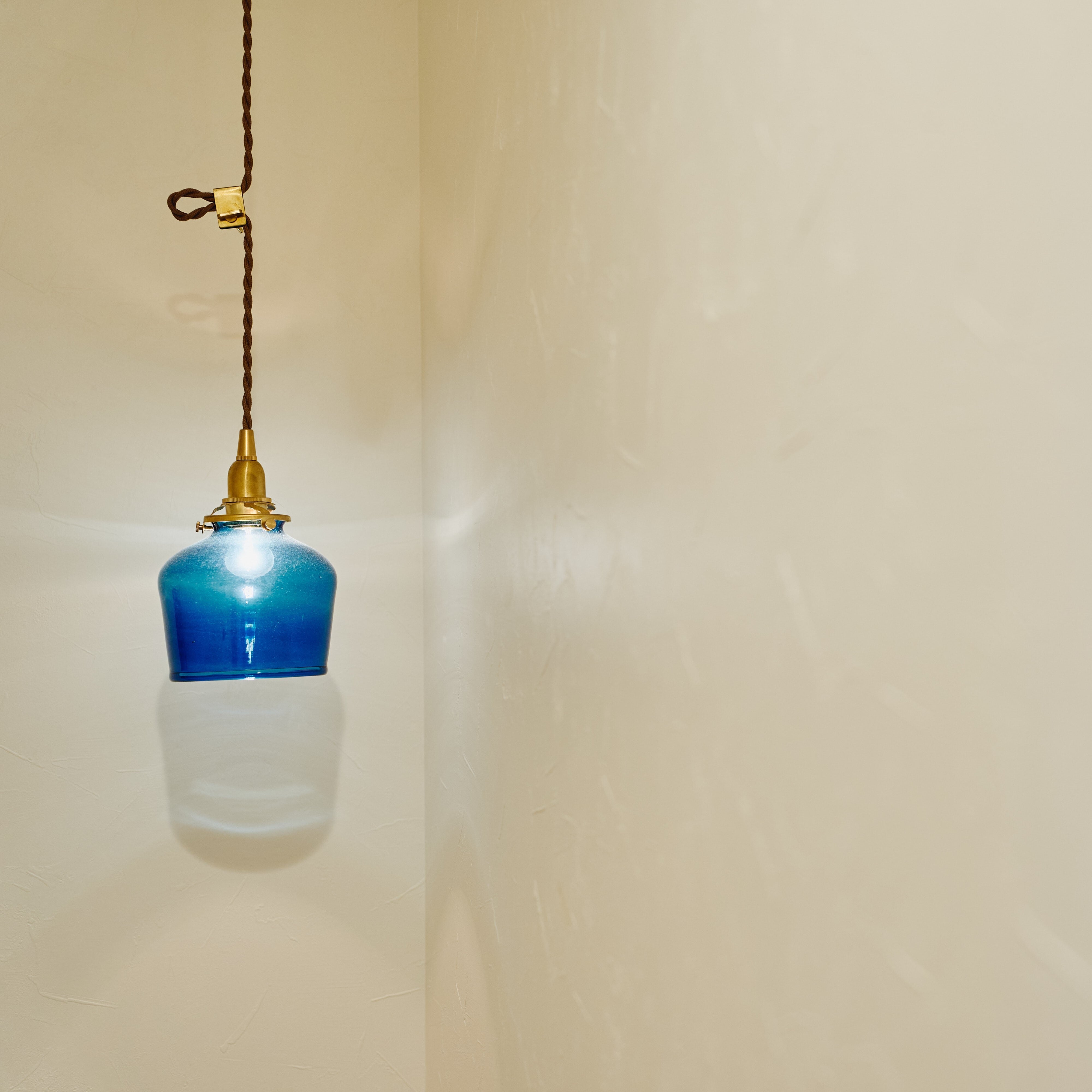 照明】吹きガラスのペンダントライト ブルーハワイ【3975,3823,1749