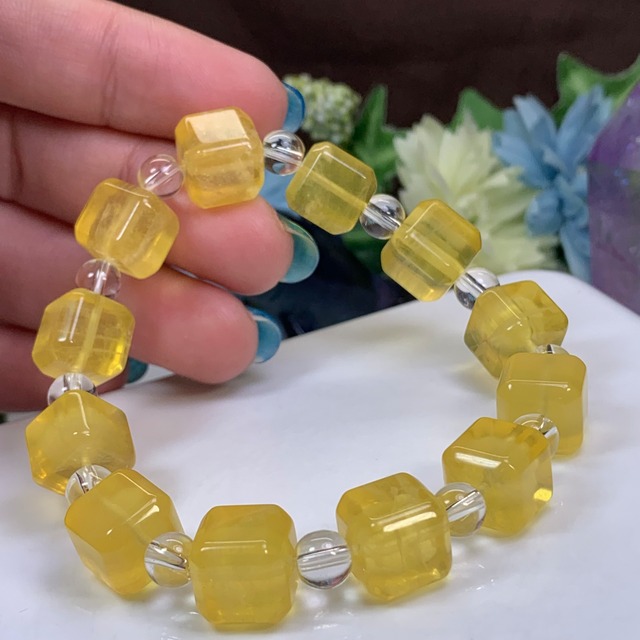 3.イエローフローライト☆キューブ ブレスレット