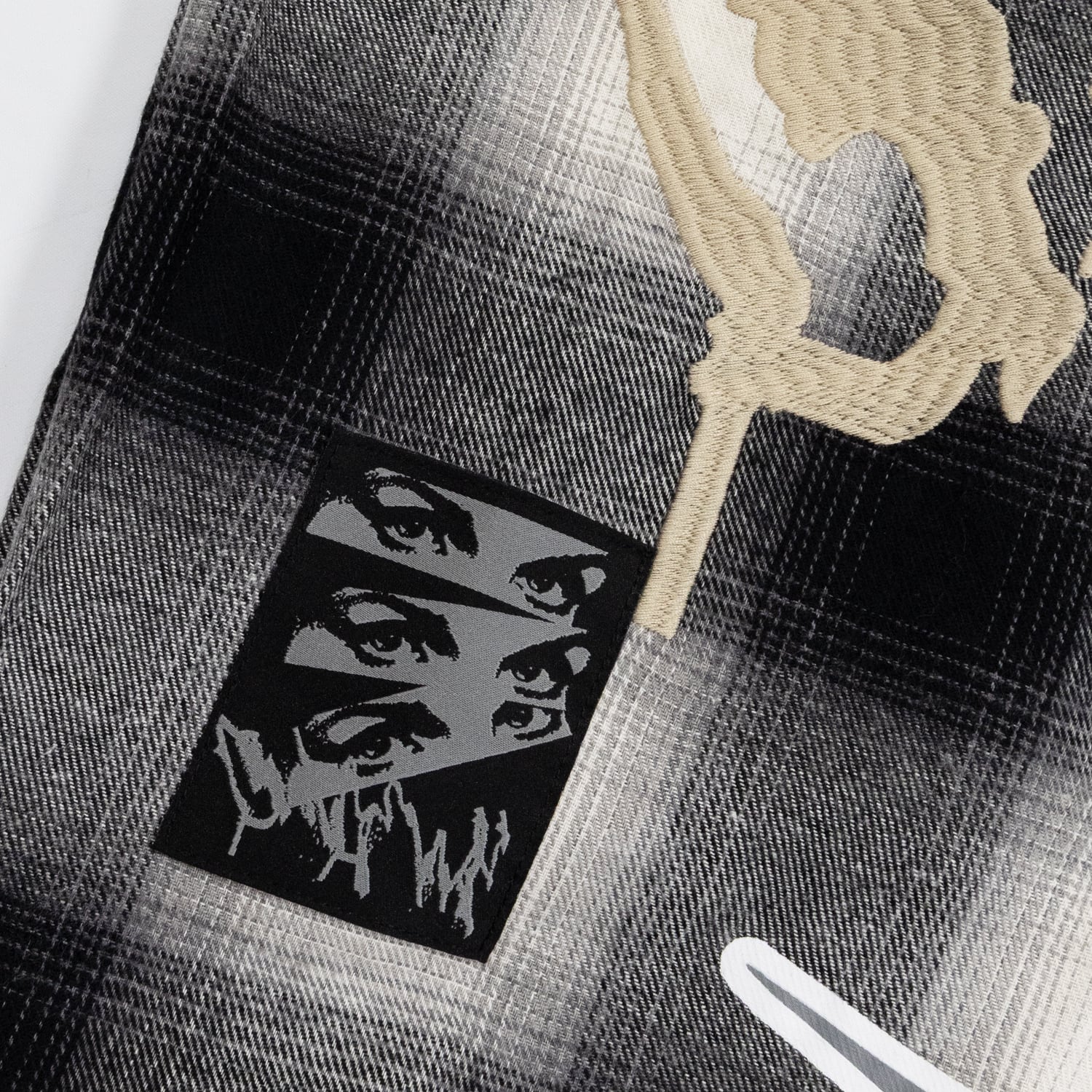 UNEEK BASEMNT - Discover independent style.