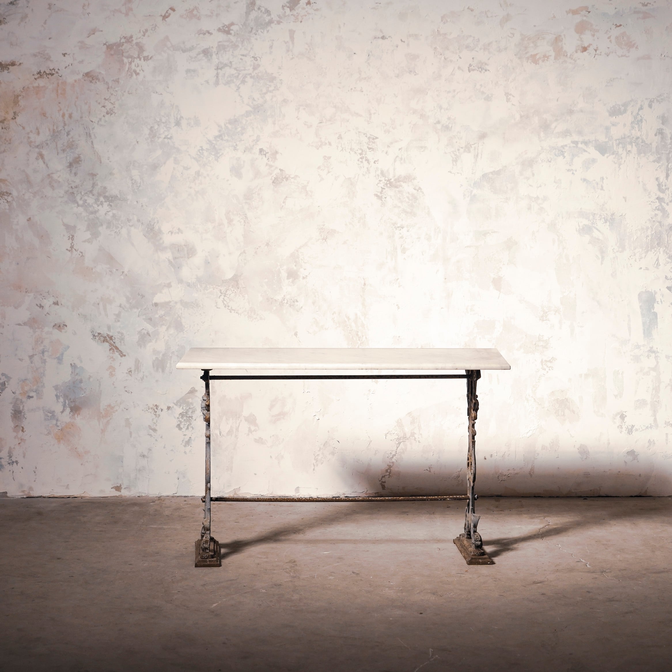 テーブル/マーブルトップテーブル/アイアンレッグ/英国アンティーク