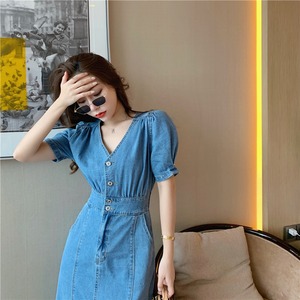 ワンピース レディース 送料無料 フレアワンピース ロング丈 デニム 膝丈 ひざ丈 袖あり セミフレア スリム 細身フィッシュテール ウエストマーク 切り替えデザイン Vネック 半袖 かわいい 大人可愛い きれいめ 上品 おしゃれ アジアン エスニック 大人女子 こなれ感 キュート ガーリー エレガント モダン 存在感 緑 グリーン 春 秋 冬 20代 30代 ママ デート お出かけ パーティー イベント リゾート 普段使い 韓国系 オルチャン 体系カバー 脚長 インスタ映え