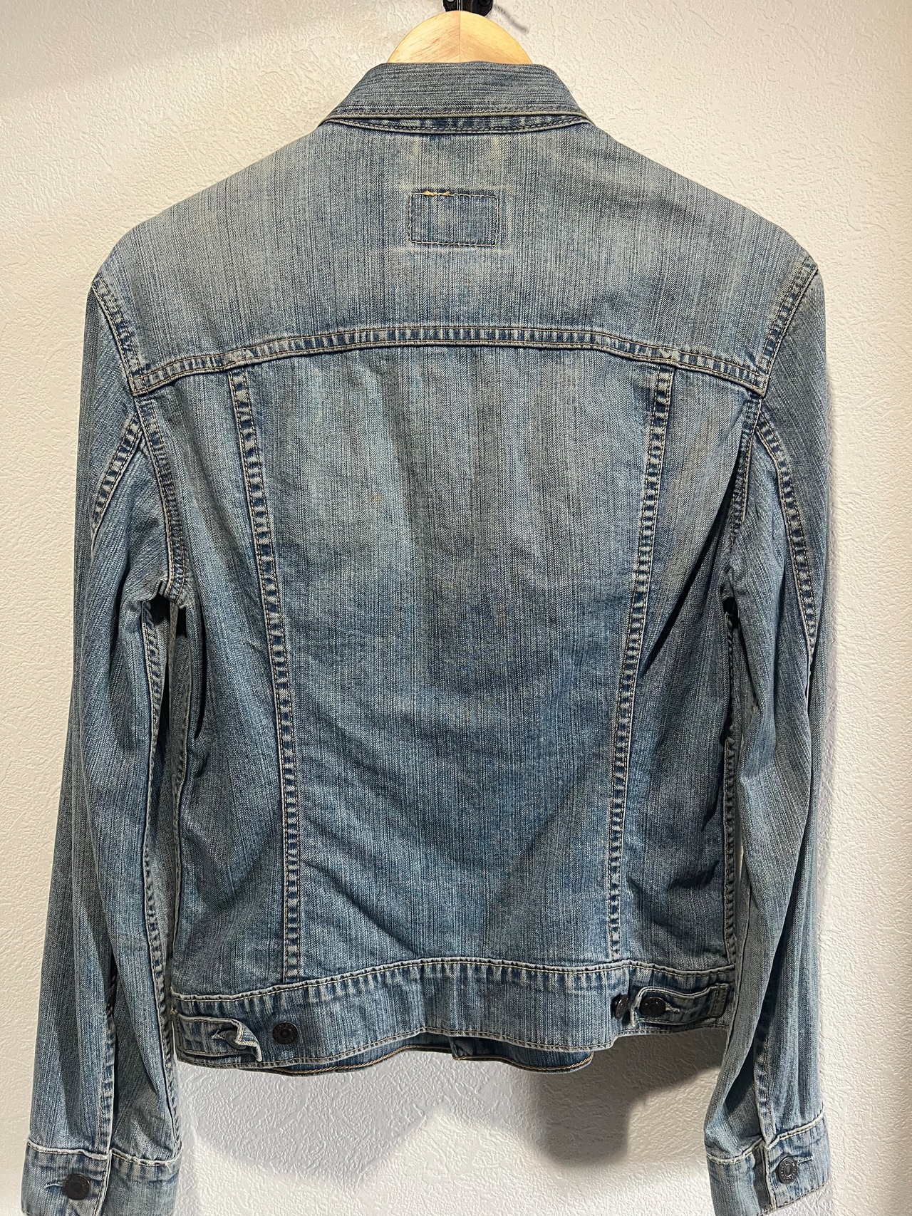 Levi’s ユーロレディースライン デニムジャケット ジージャン トラッカージャケット