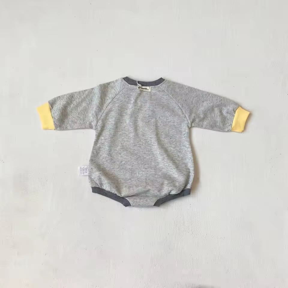 バイカラーつぶつぶロンパース